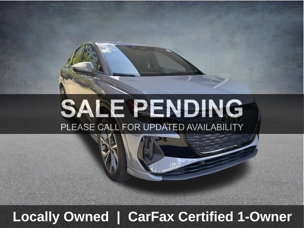 Used 2023 Audi Q4 e-tron Prestige AWD/4WD image 1