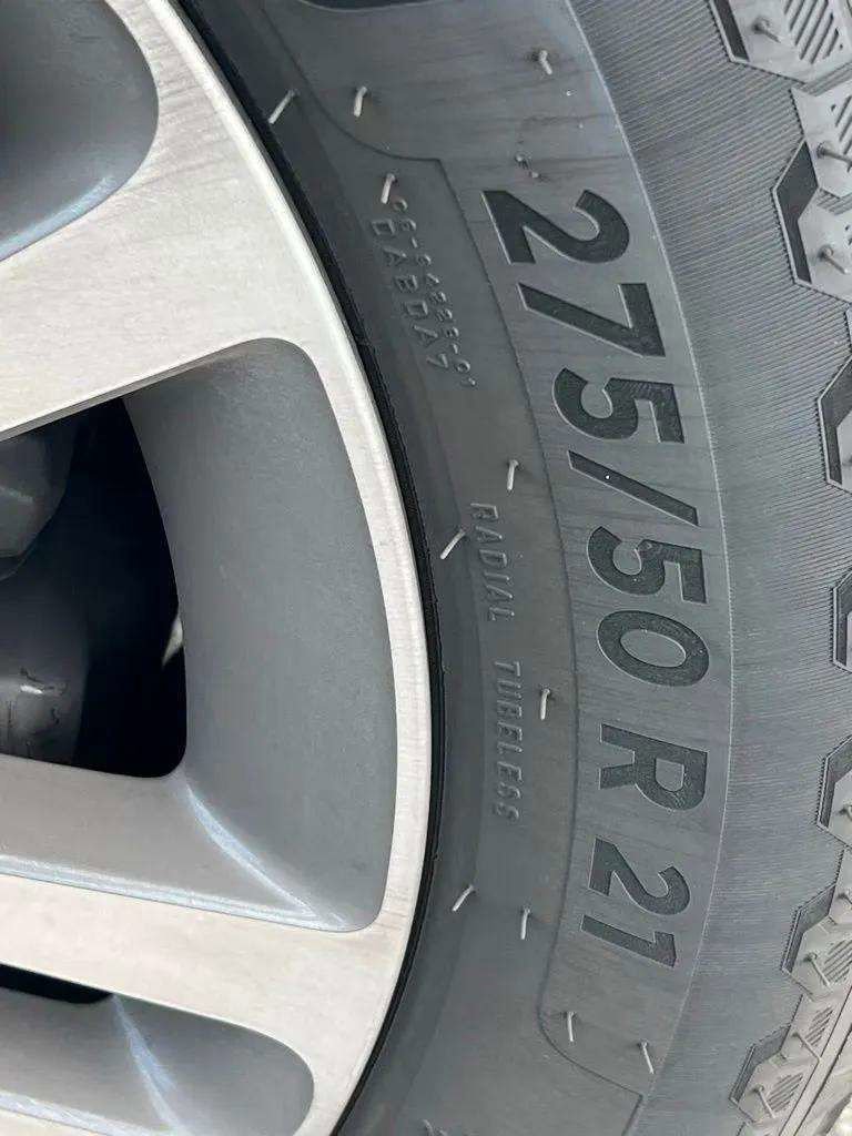 Used 2023 Land Rover Range Rover SE image 29