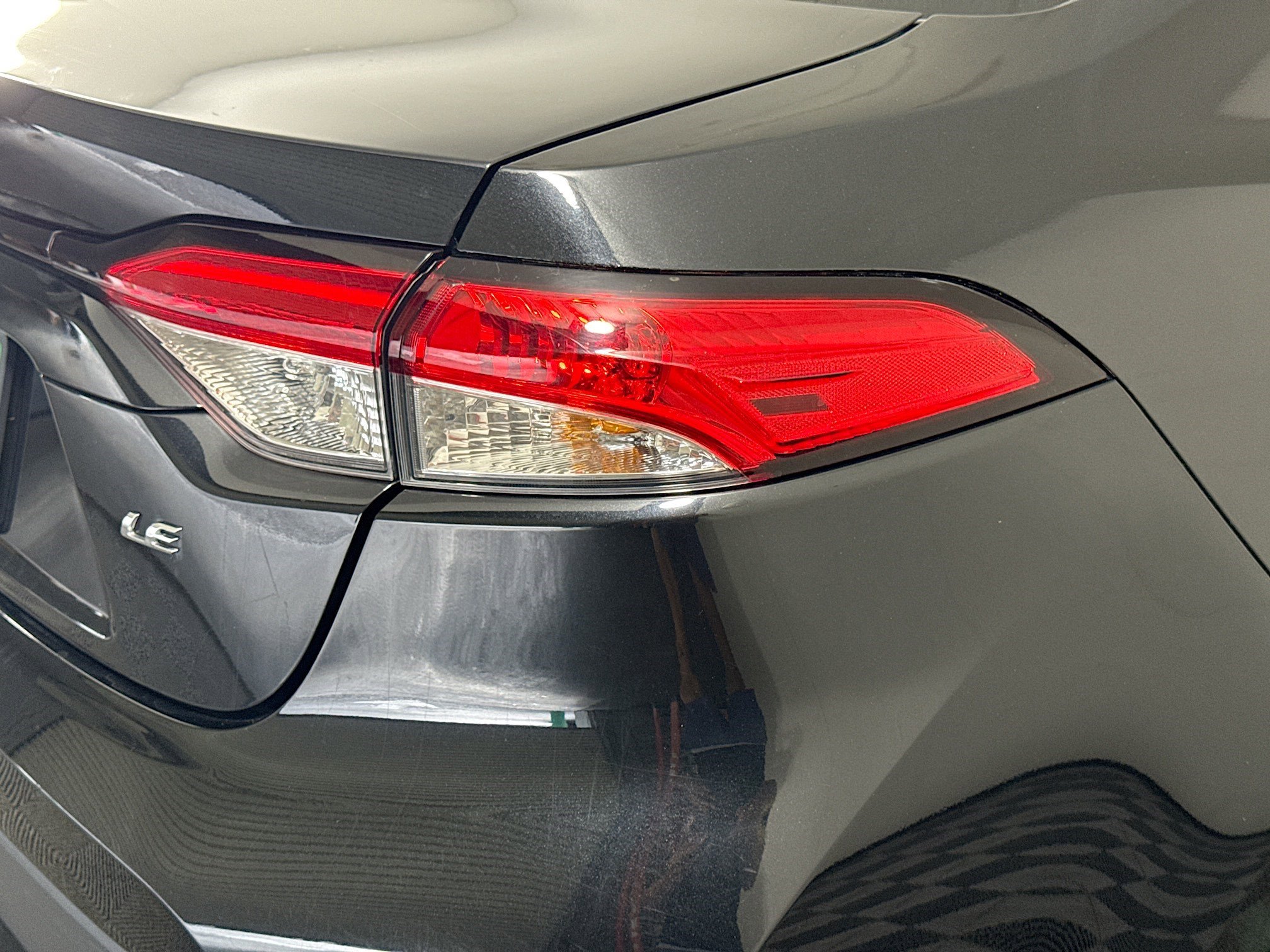 Used 2022 Toyota Corolla LE image 33