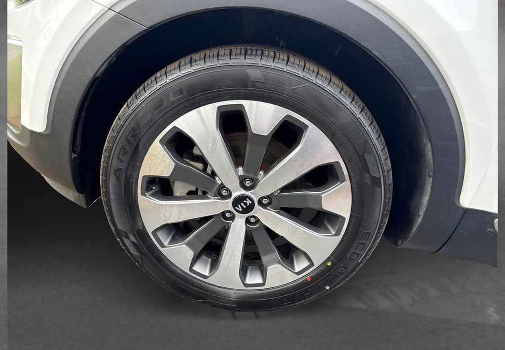 Used 2020 Kia Telluride S image 11