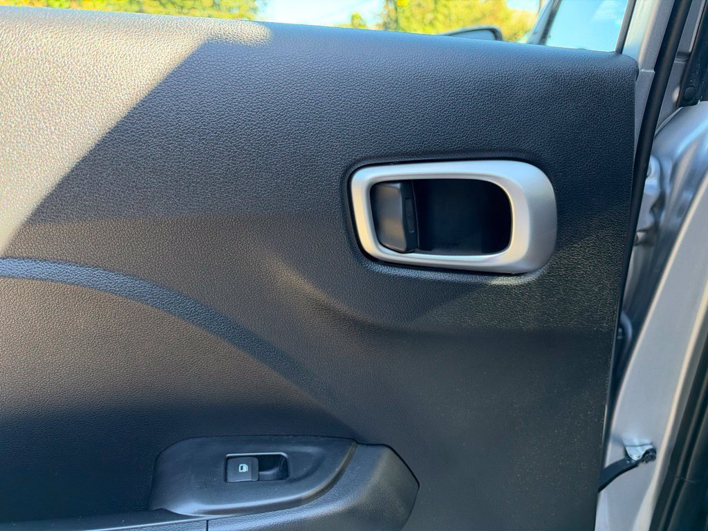 Certified 2026 Hyundai Venue SEL FWD image 19