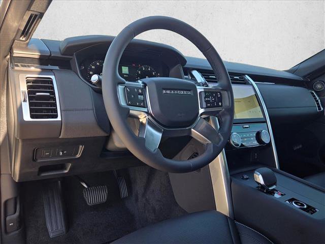 New 2026 Land Rover Discovery S AWD/4WD image 3