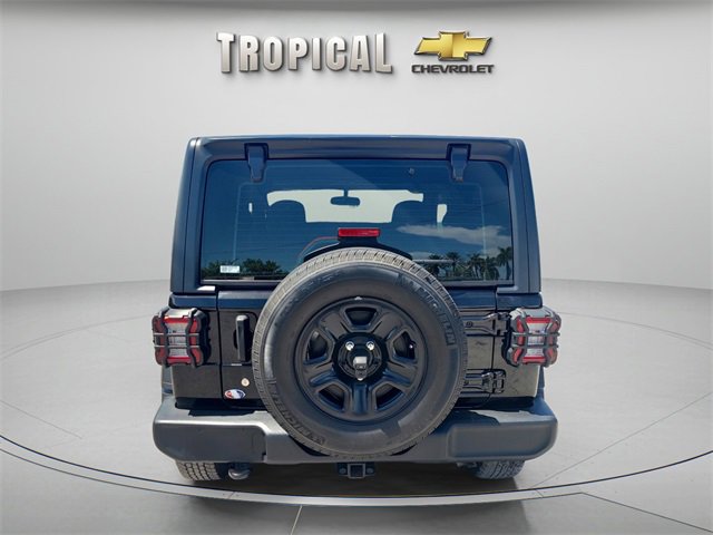 Used 2021 Jeep Wrangler Sport image 4