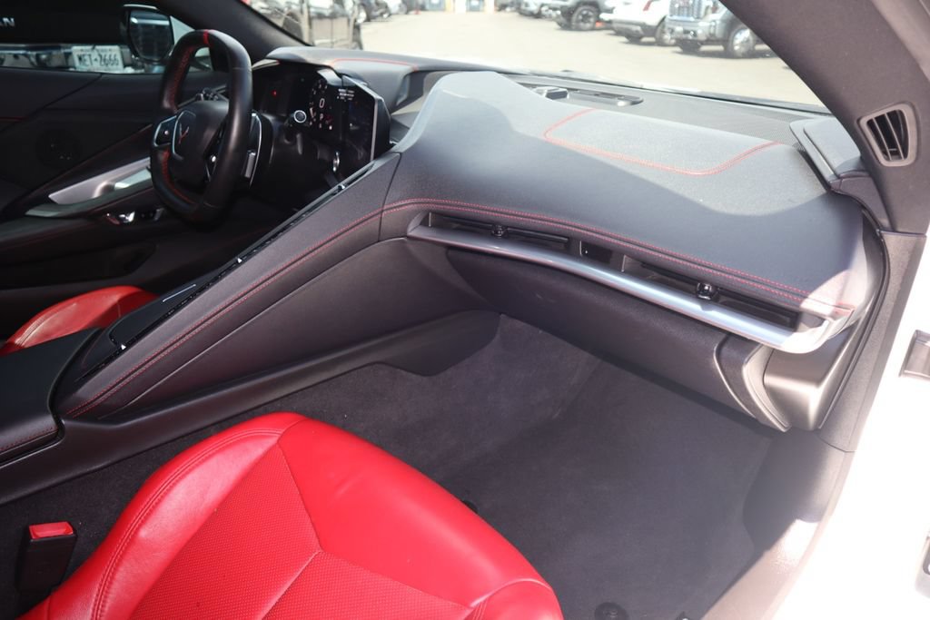 Used 2022 Chevrolet Corvette Stingray Coupe RWD image 21