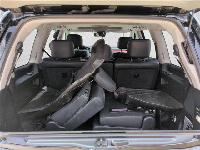 Used 2017 Lexus LX 570 4WD w/ Luxury Package image 6