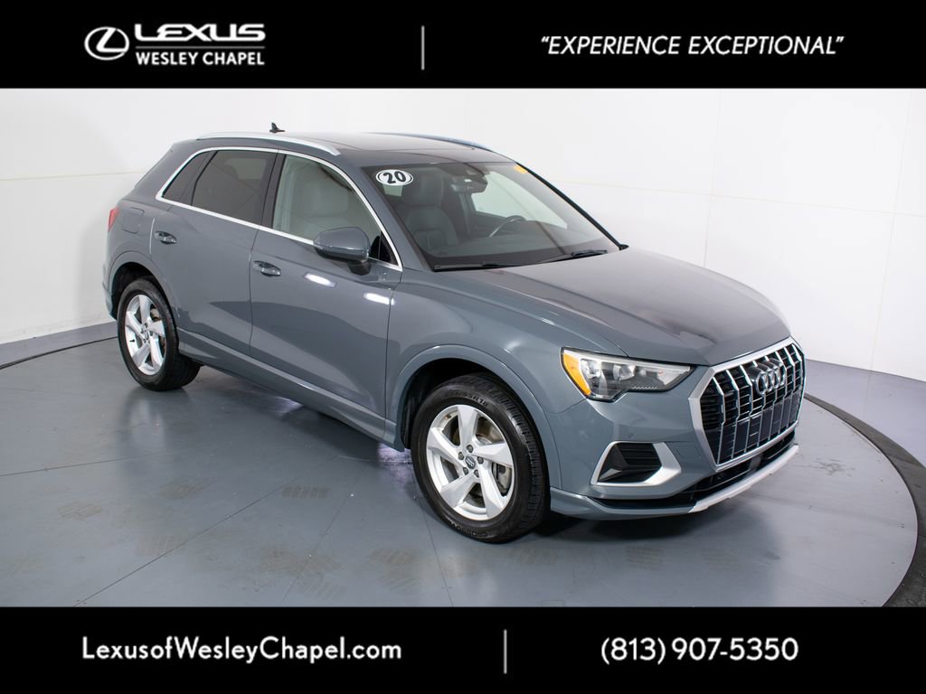 Used 2020 Audi Q3 2.0T Premium w/ Convenience Package AWD/4WD image 2