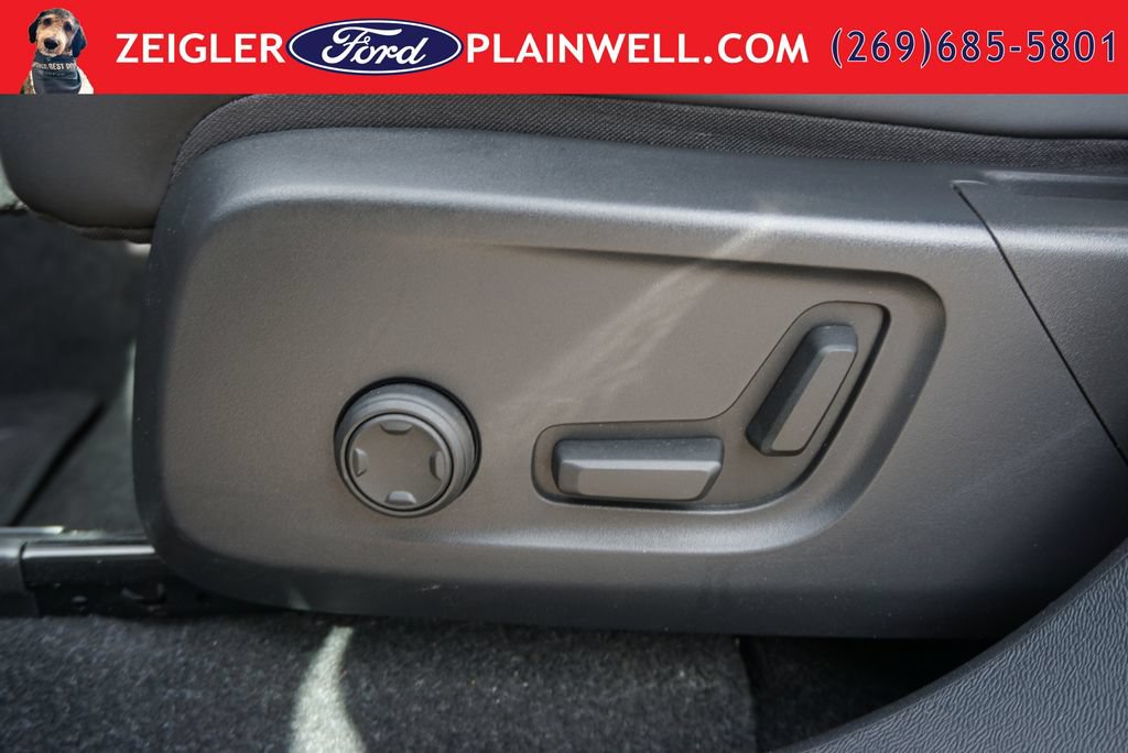 Used 2023 Volvo C40 P8 Recharge Plus AWD/4WD image 19