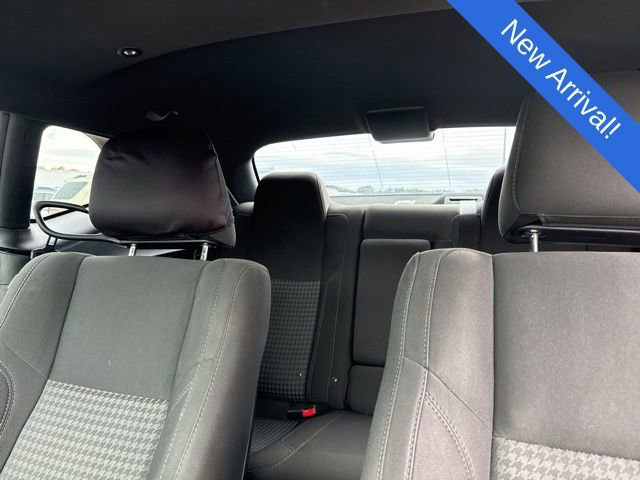 Used 2018 Dodge Challenger R/T RWD image 10