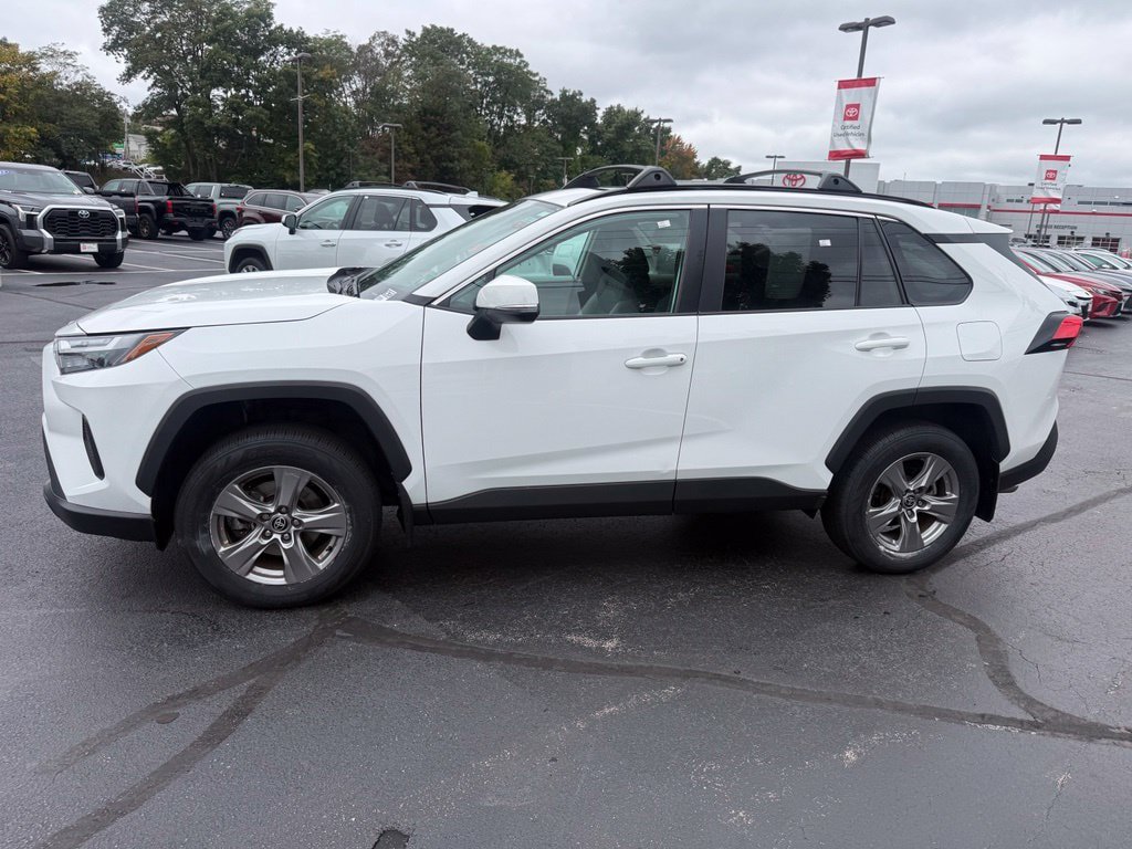 Certified 2023 Toyota RAV4 XLE w/ Convenience Package AWD/4WD image 3