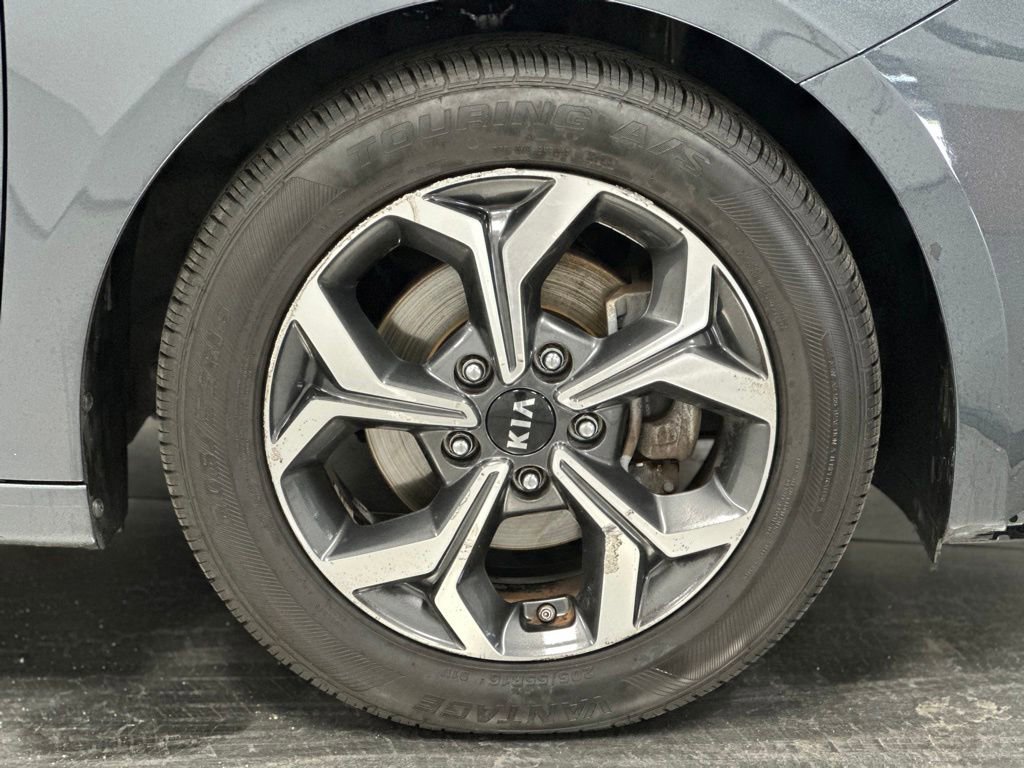 Used 2020 Kia Forte LXS FWD image 25