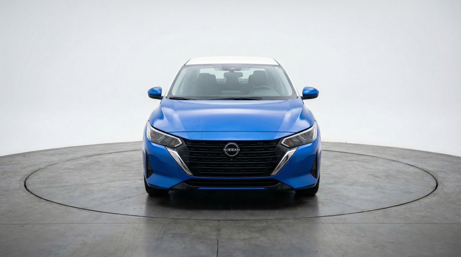 Used 2025 Nissan Sentra SV image 2