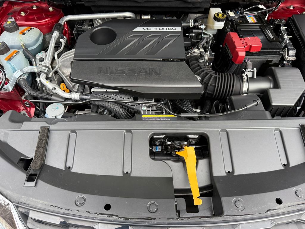 Used 2023 Nissan Rogue SV image 25