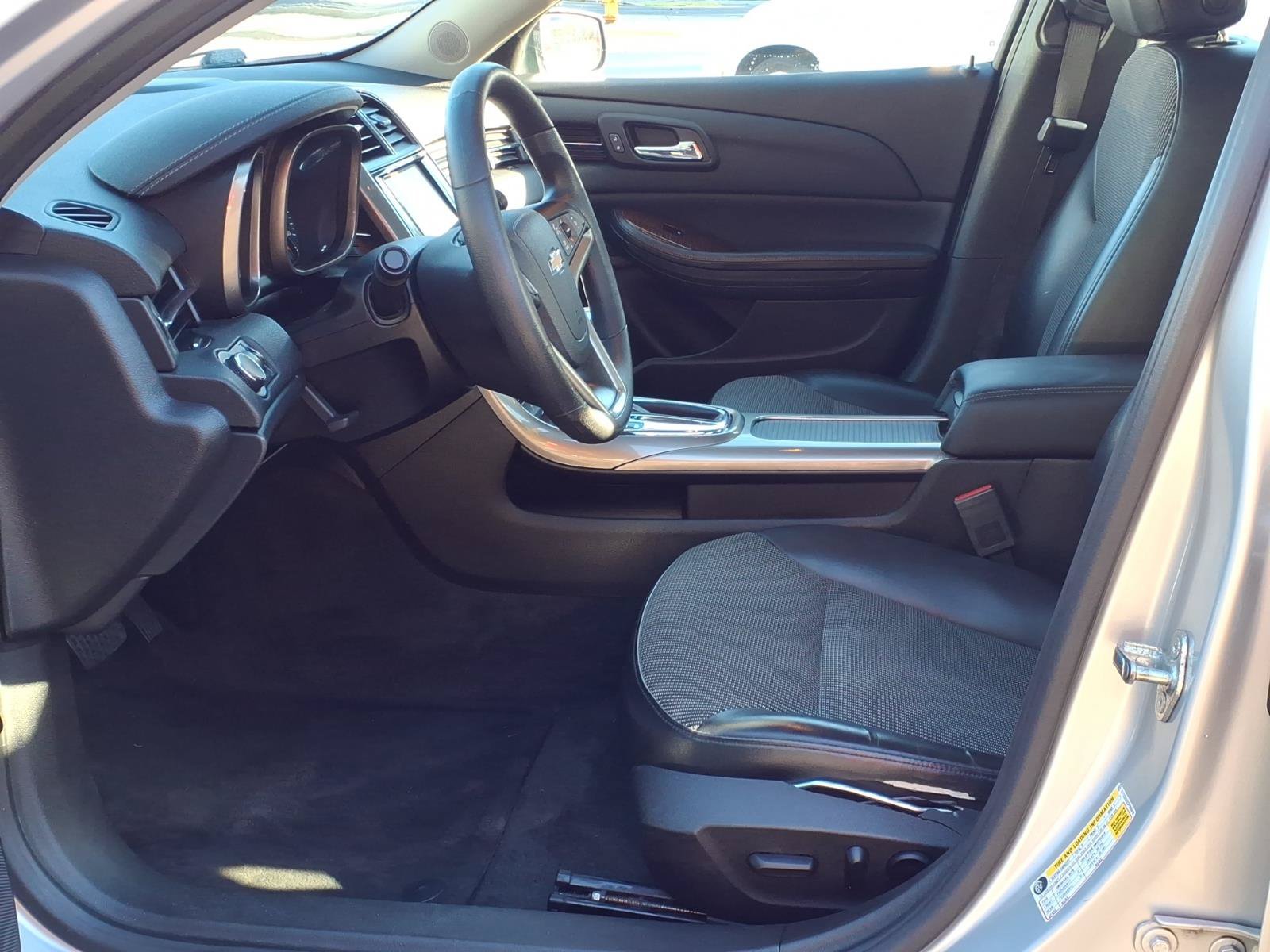 Used 2013 Chevrolet Malibu LT w/ Power Convenience Package FWD image 9