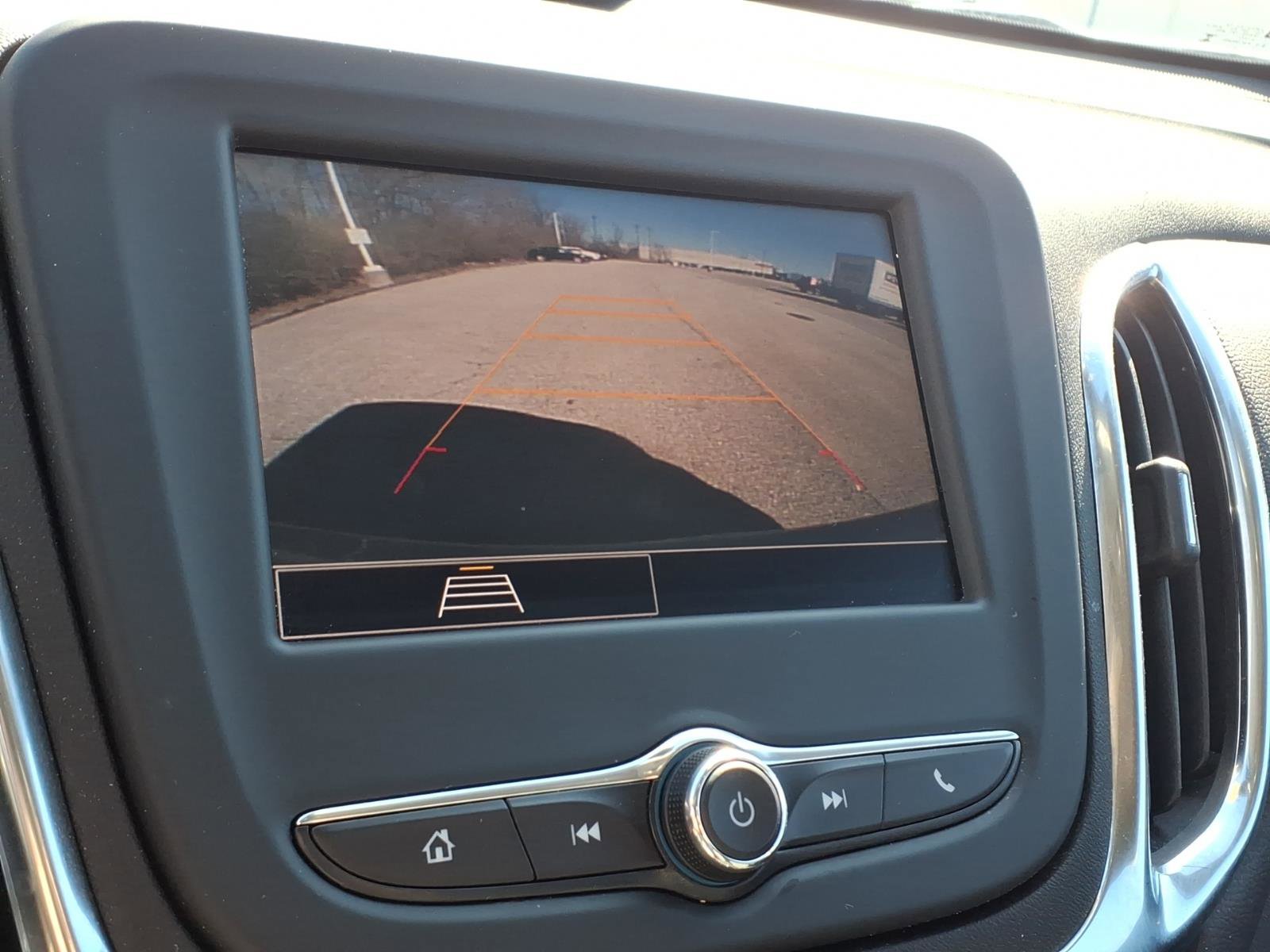Used 2024 Chevrolet Equinox LT FWD image 13
