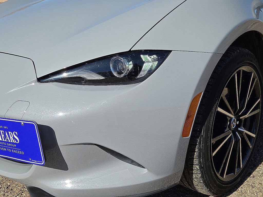Used 2024 MAZDA MX-5 Miata Grand Touring w/ Weather Package image 12