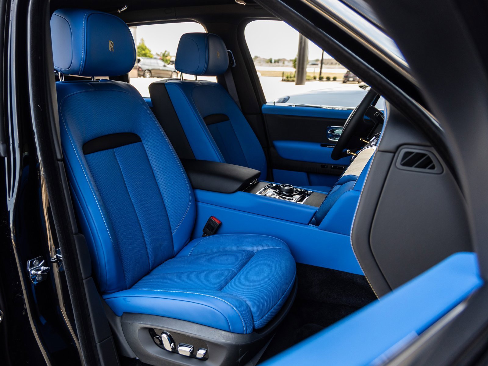 New 2026 Rolls-Royce Cullinan image 52