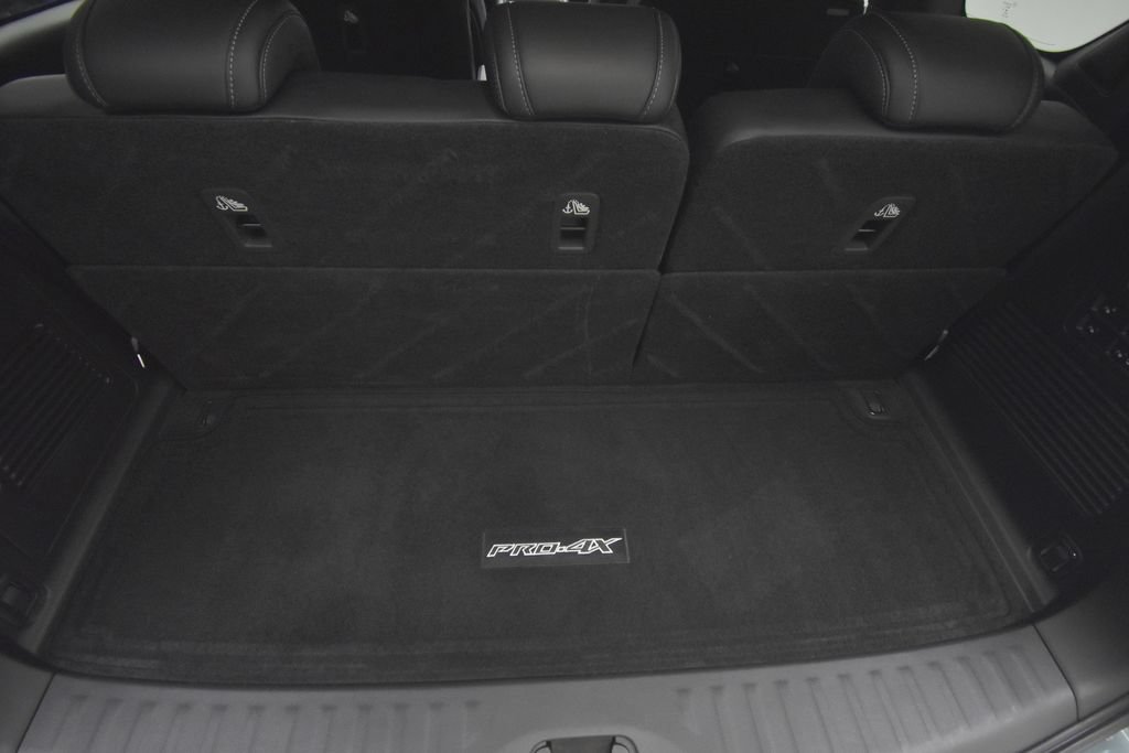 Used 2026 Nissan Armada PRO-4X AWD/4WD image 26