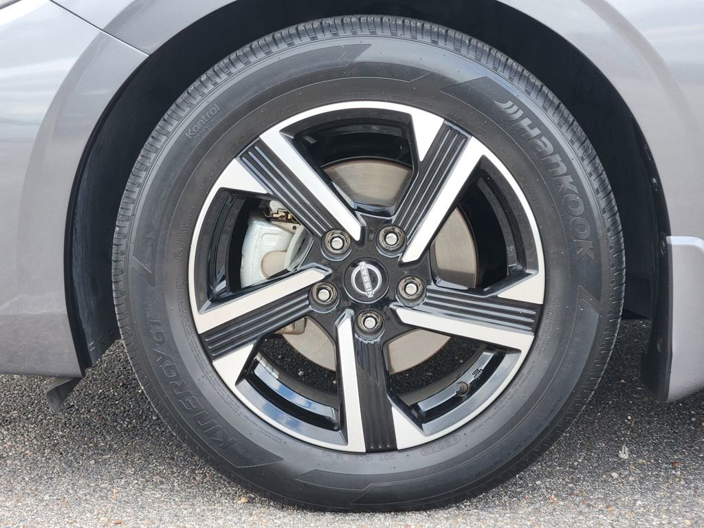 Used 2024 Nissan Sentra SV image 7