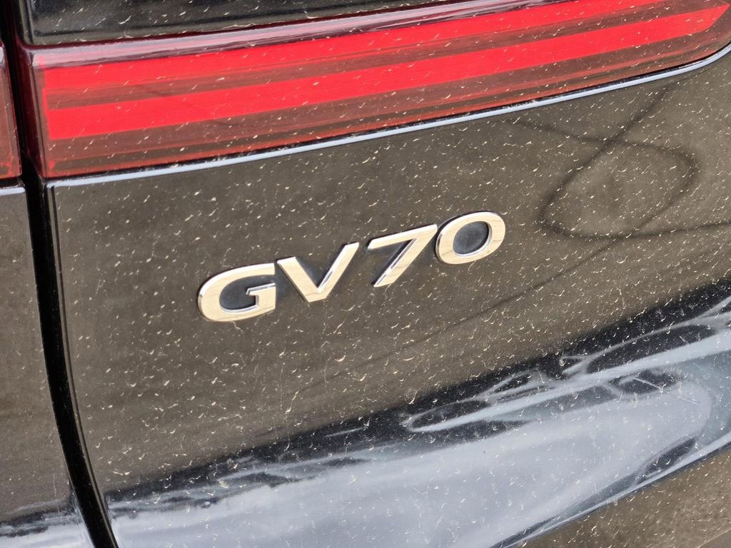 Used 2023 Genesis GV70 2.5T w/ Sport Prestige Package image 5