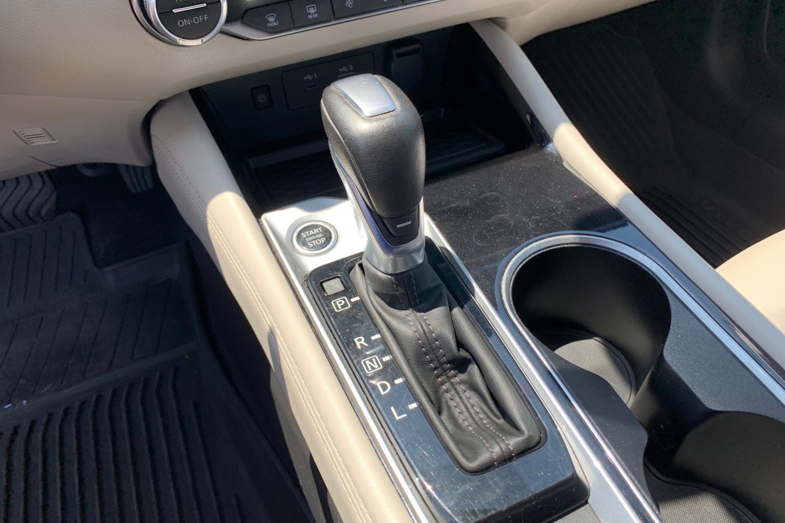Used 2024 Nissan Altima 2.5 SL FWD image 24