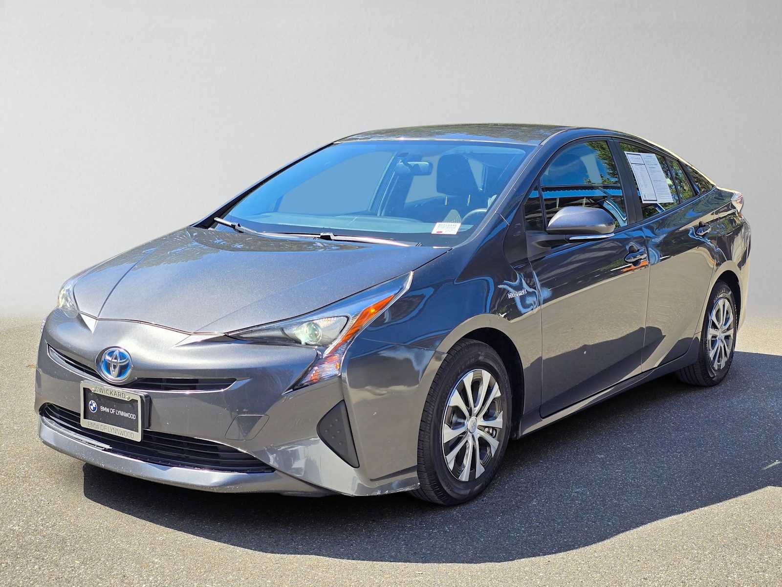 Used 2016 Toyota Prius Two FWD image 7