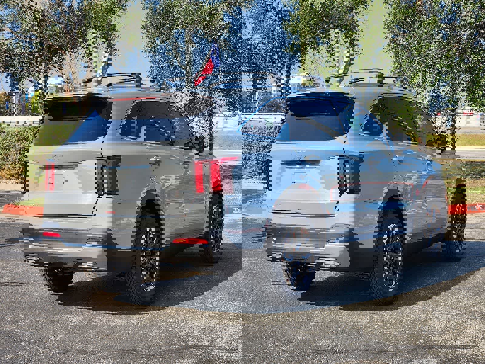 New 2026 Kia Sorento S w/ S Panoramic Sunroof Package FWD image 4