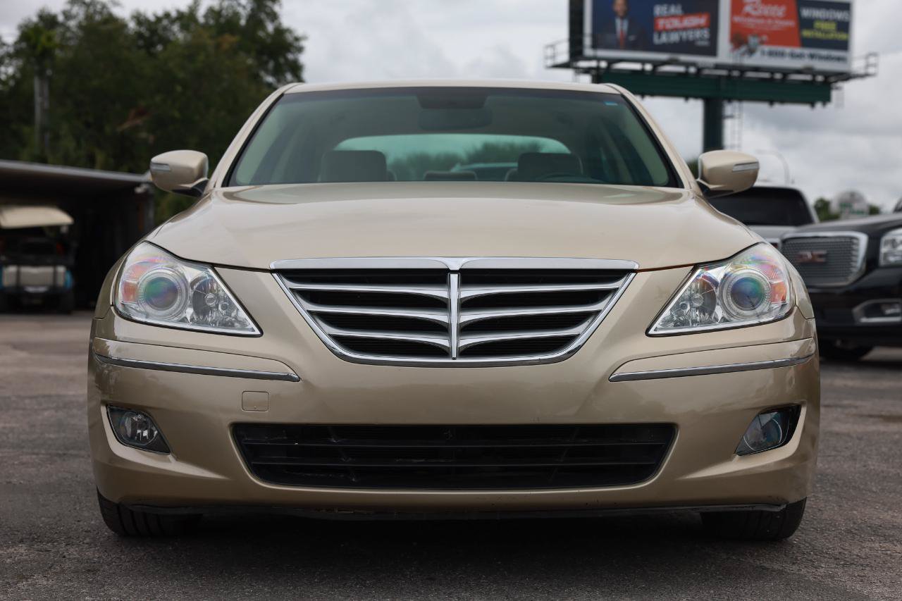 Used 2011 Hyundai Genesis 3.8 RWD image 17
