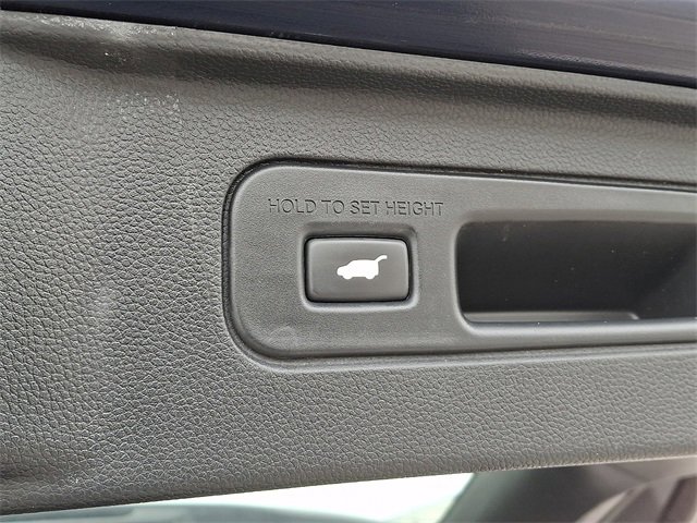 Used 2023 Honda Pilot Elite image 34