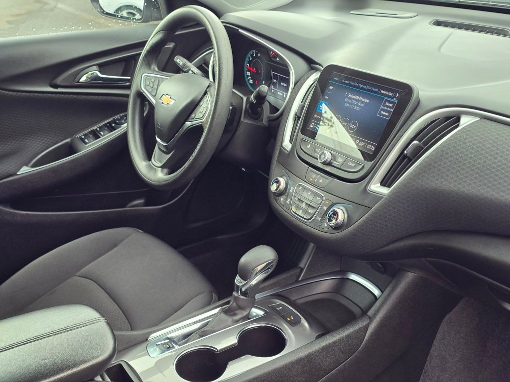 Used 2025 Chevrolet Malibu LT FWD image 25