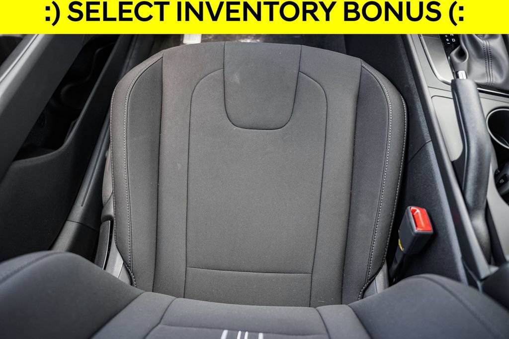 New 2025 Hyundai Elantra Sport image 26