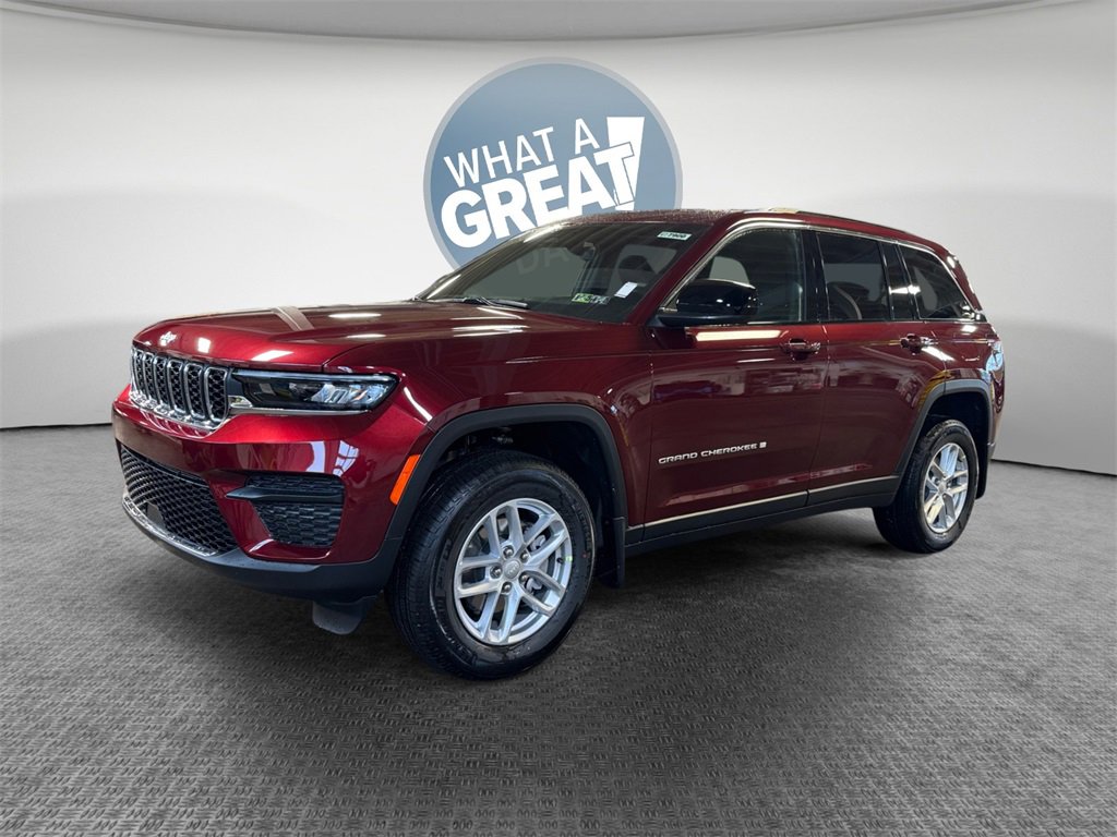 New 2025 Jeep Grand Cherokee 4WD image 8
