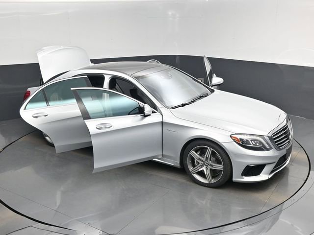 Used 2014 Mercedes-Benz S 63 AMG 4MATIC Sedan image 19