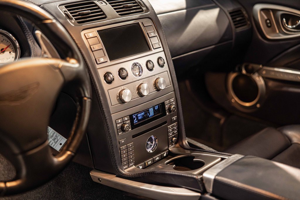 Used 2006 Aston Martin Vanquish S image 19
