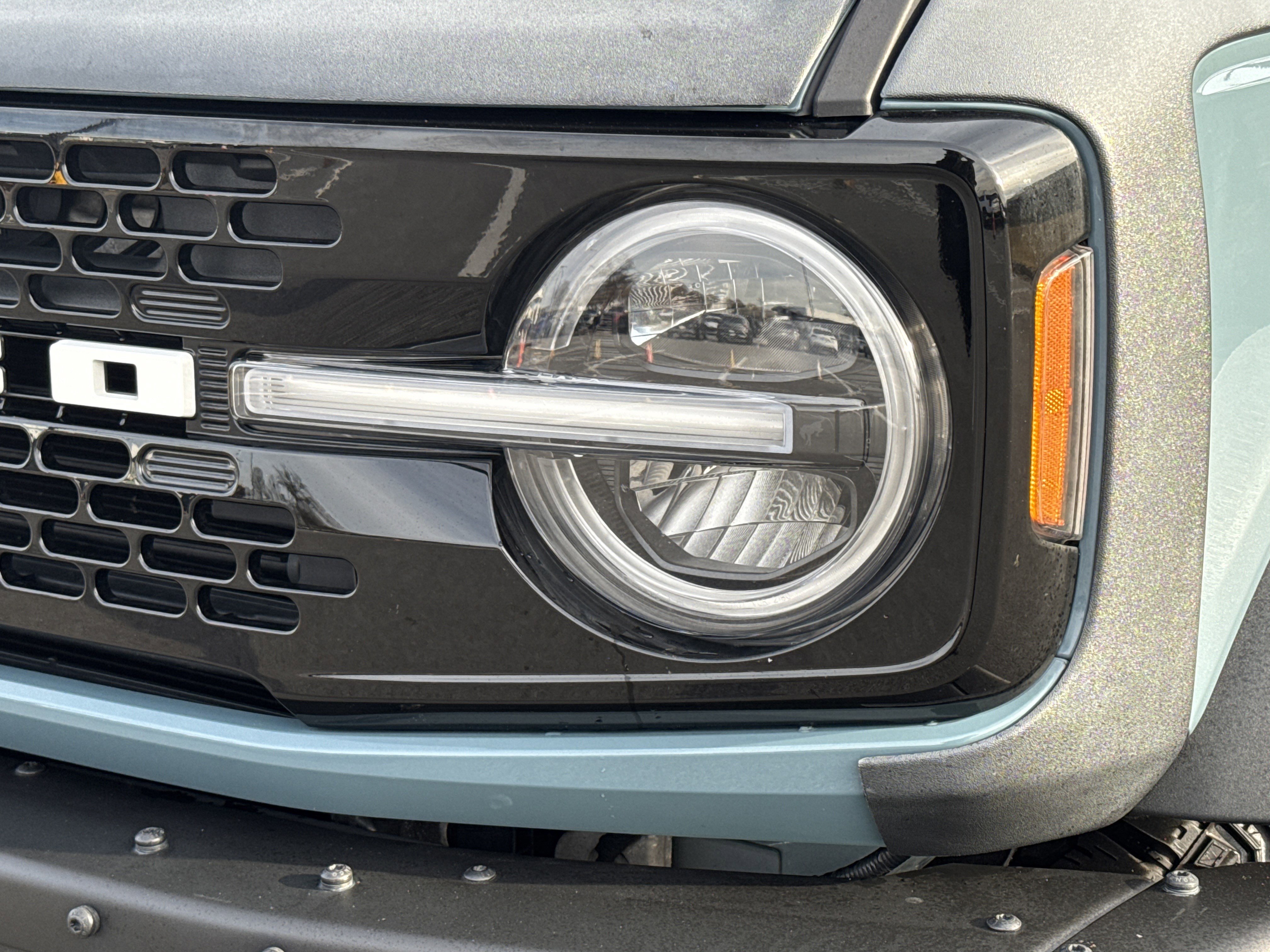 Used 2023 Ford Bronco Wildtrak image 6