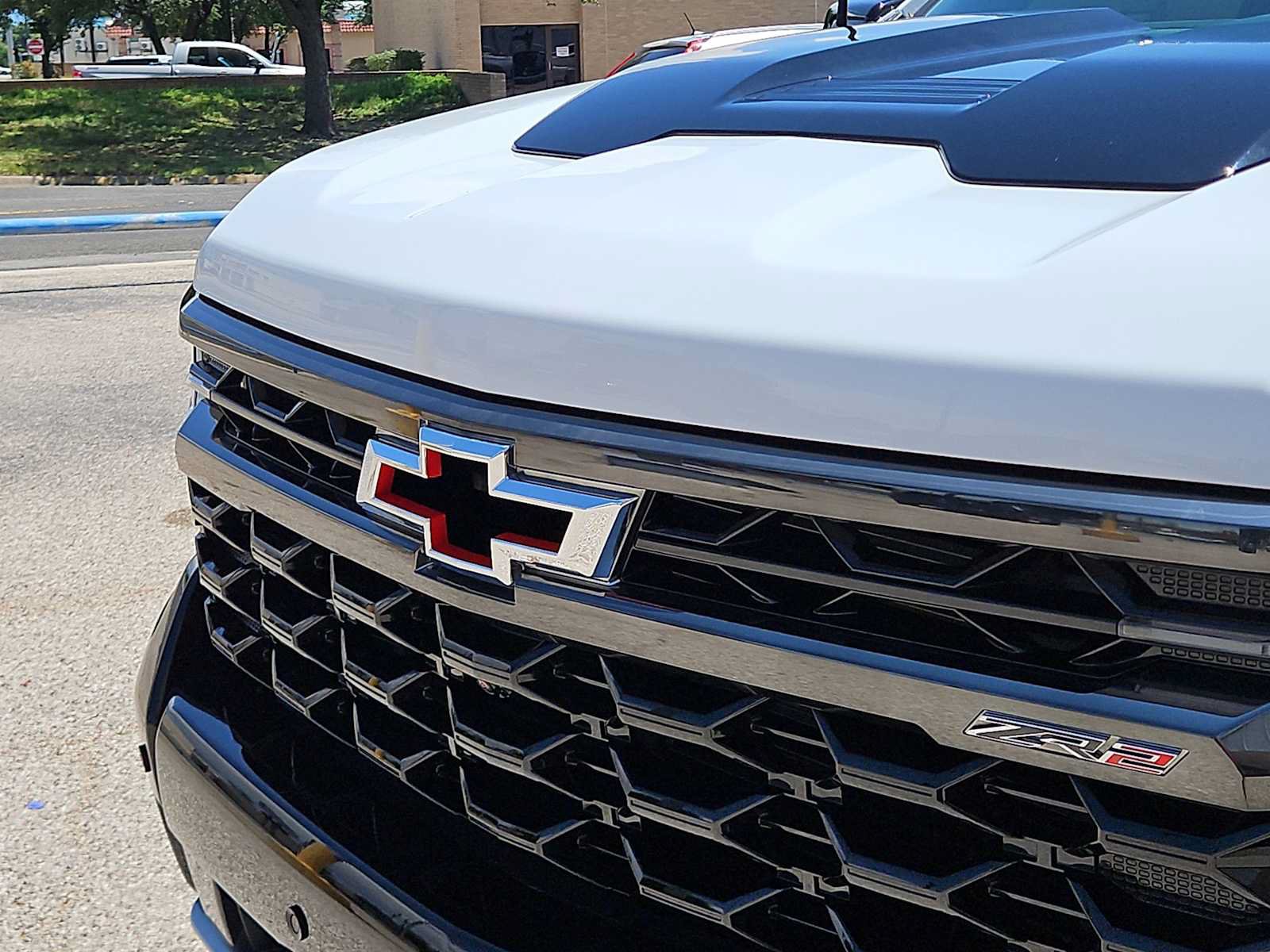 Used 2026 Chevrolet Silverado 1500 ZR2 AWD/4WD image 13