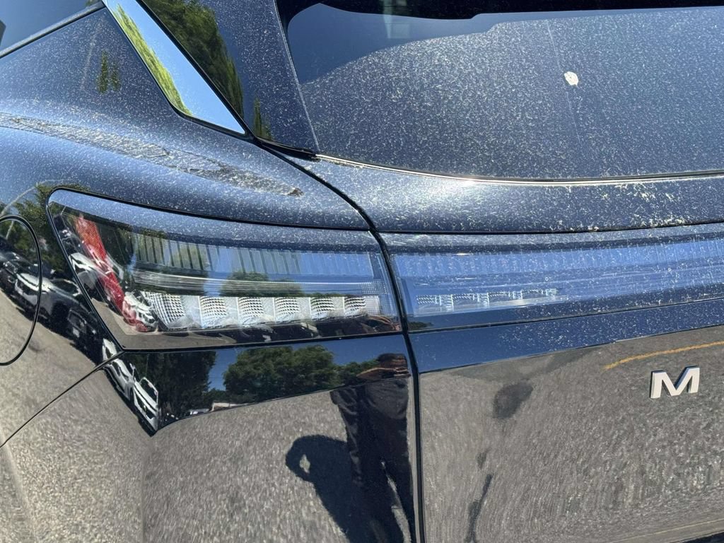 Certified 2025 Nissan Murano SV AWD/4WD image 11