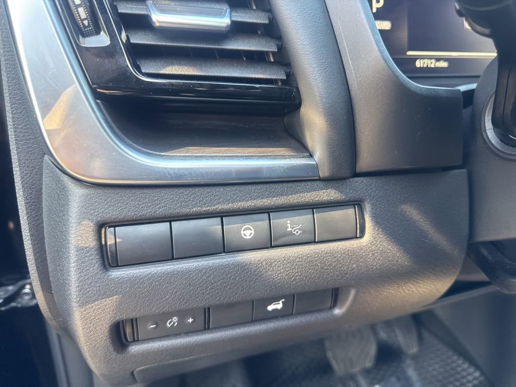 Used 2021 Nissan Rogue Platinum image 45