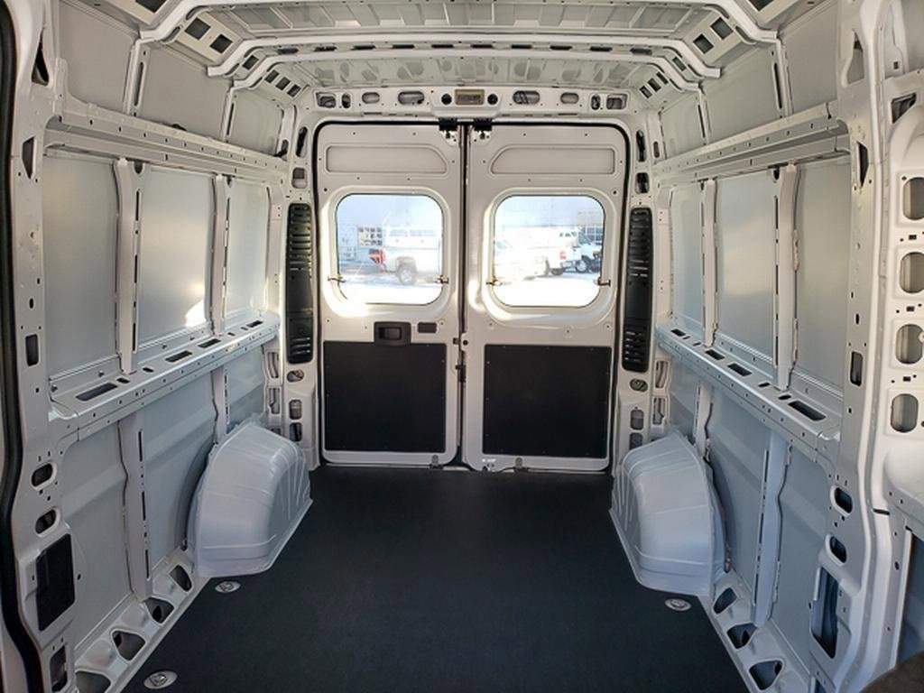 Used 2024 RAM ProMaster 2500 image 14