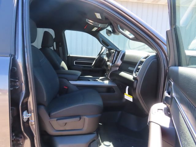 New 2026 RAM 3500 Big Horn AWD/4WD image 24