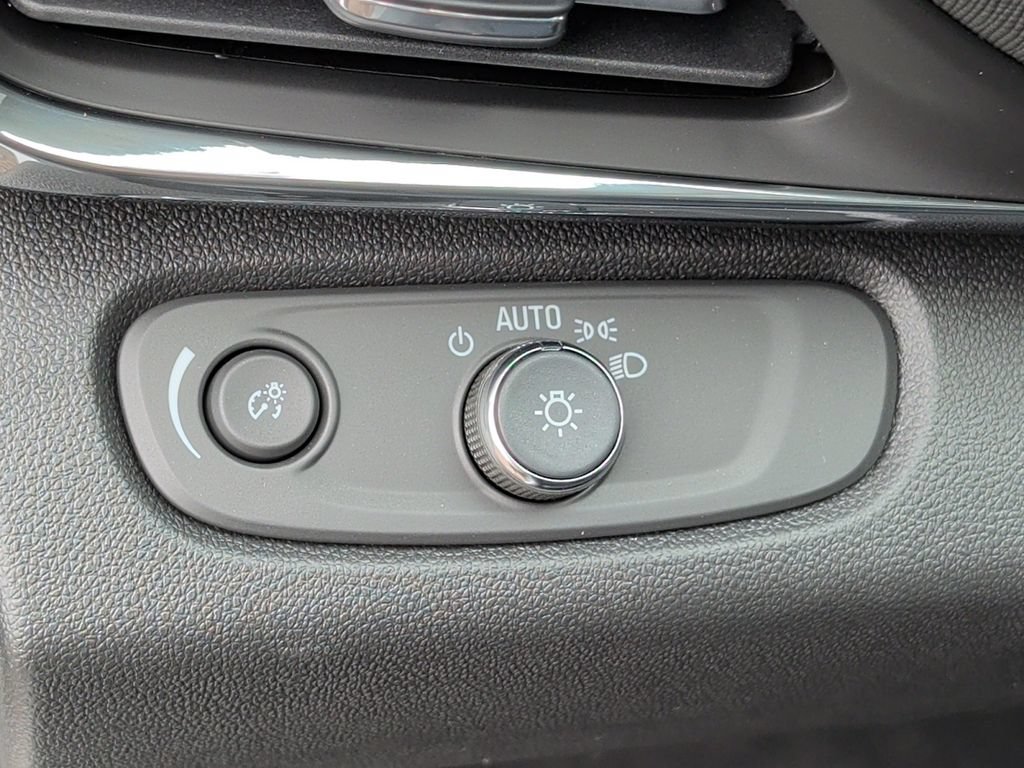 New 2026 Buick Envista Sport Touring w/ Convenience I Package FWD image 19