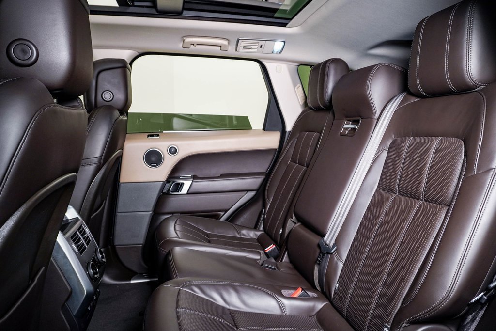 Used 2019 Land Rover Range Rover Sport HSE image 17
