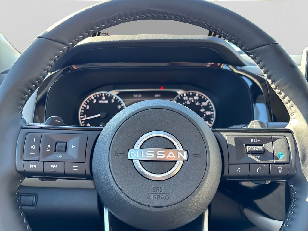 New 2025 Nissan Pathfinder SL image 24