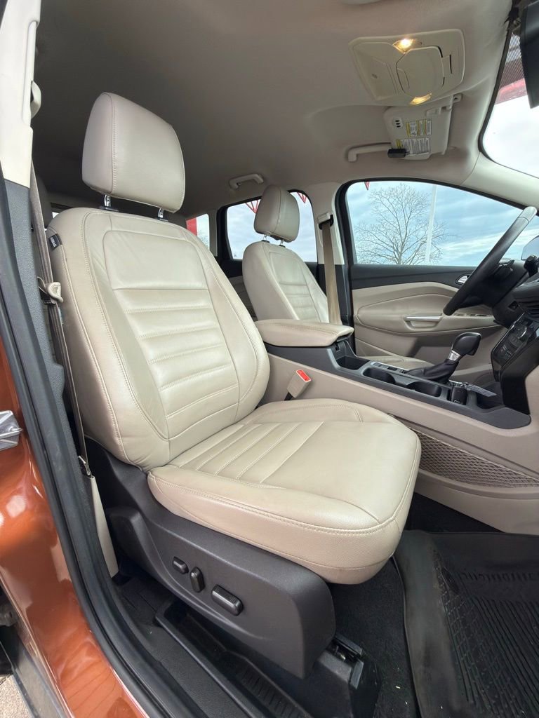 Used 2017 Ford Escape Titanium w/ Equipment Group 301A FWD image 36