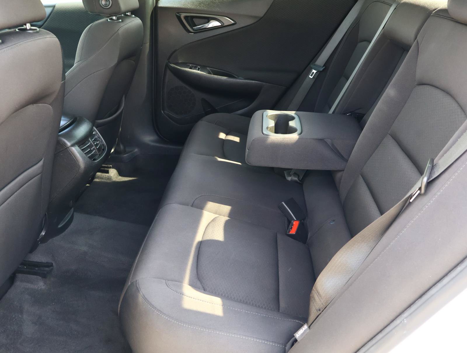Used 2019 Chevrolet Malibu LT w/ Driver Confidence Package II FWD image 17