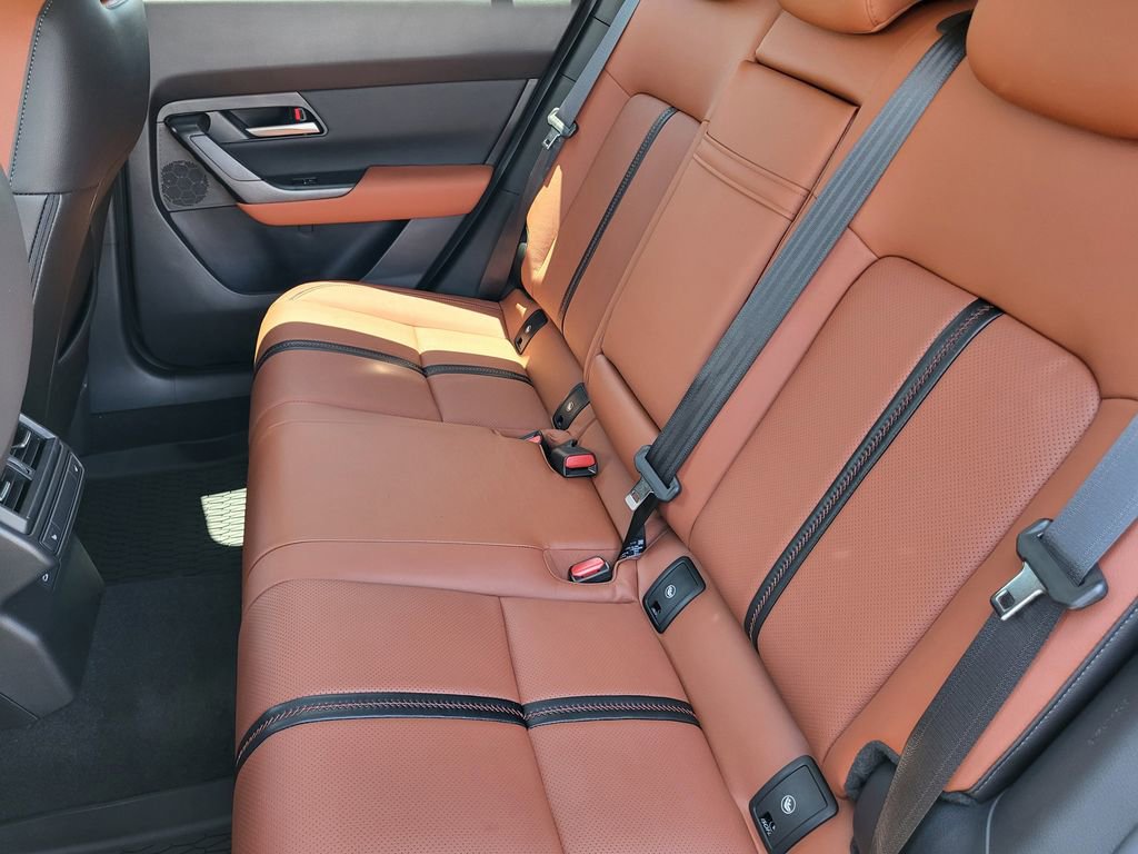 Used 2025 MAZDA CX-50 AWD 2.5 Turbo w/ Weather Package image 19