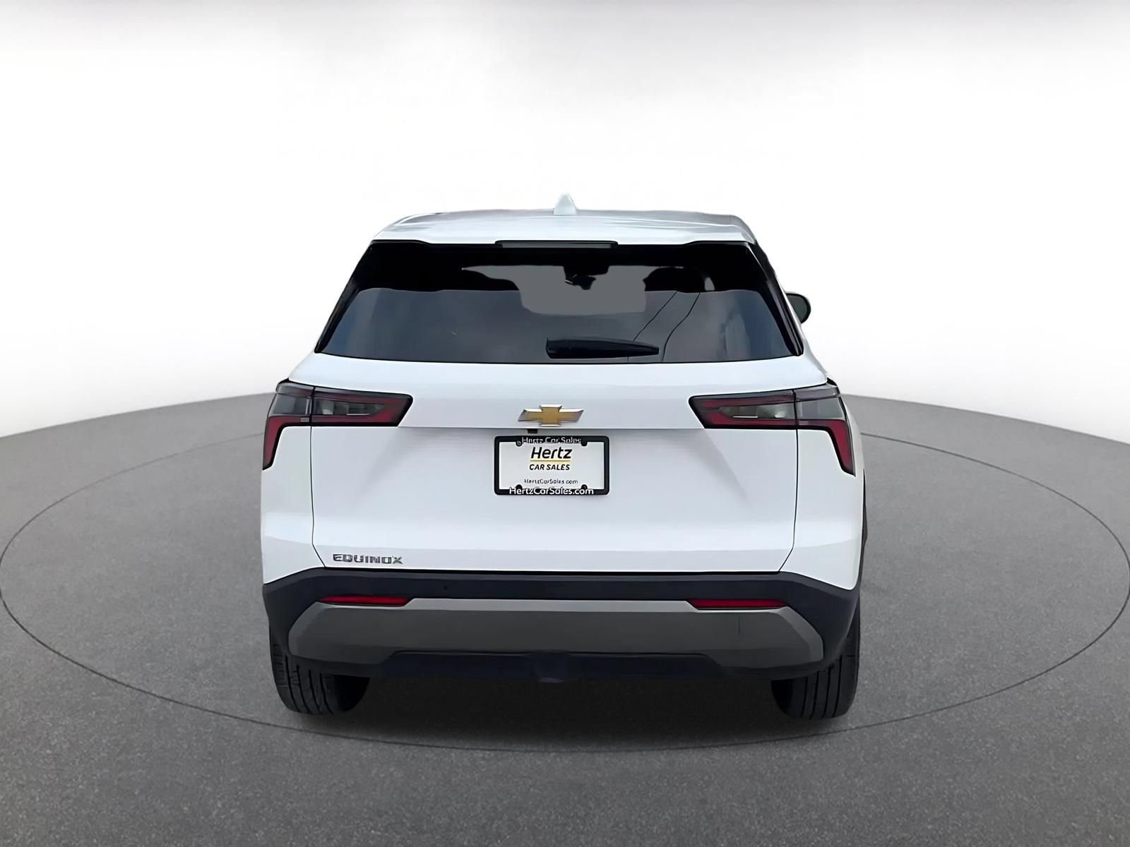 Used 2025 Chevrolet Equinox LT FWD image 12