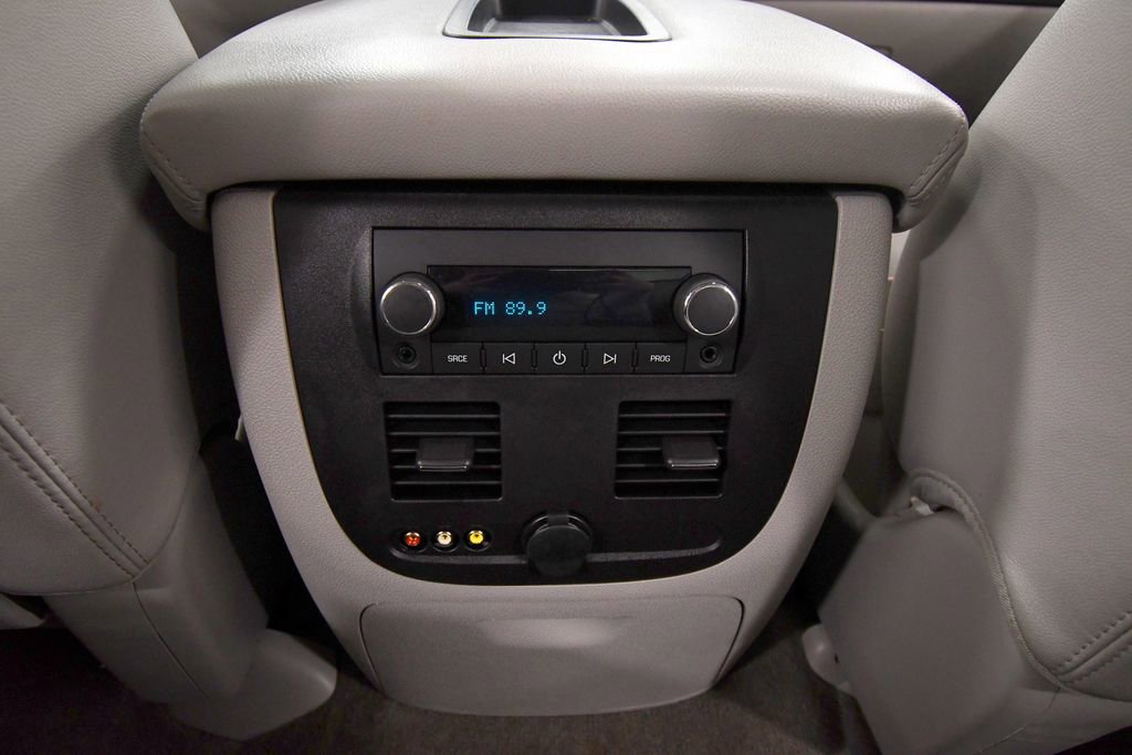 Used 2013 Chevrolet Avalanche LTZ AWD/4WD image 18