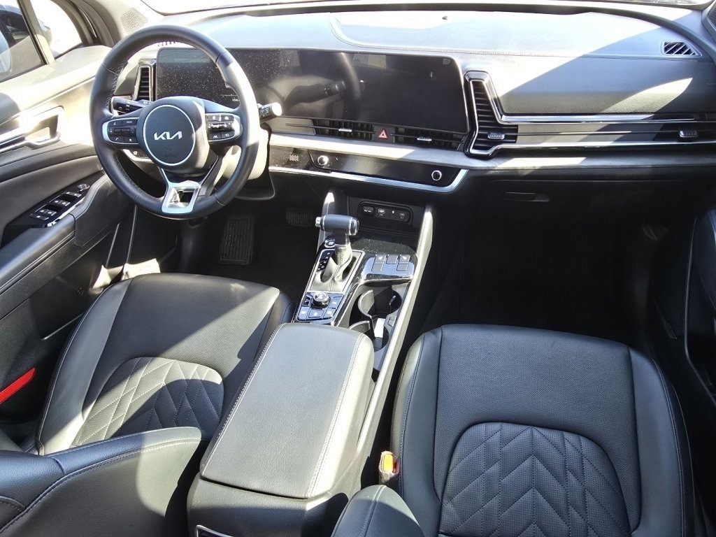 Used 2024 Kia Sportage X-Line w/ X-Line Premium Package image 21