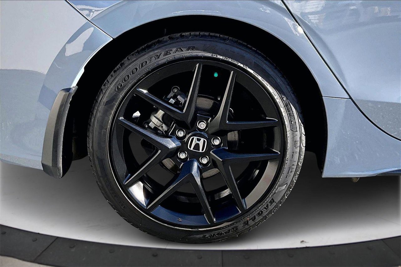 Used 2023 Honda Civic Sport image 33