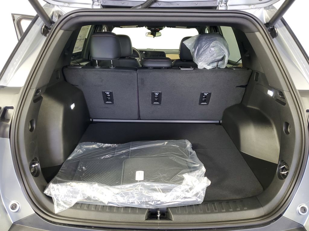 New 2026 Chevrolet Equinox ACTIV FWD image 33